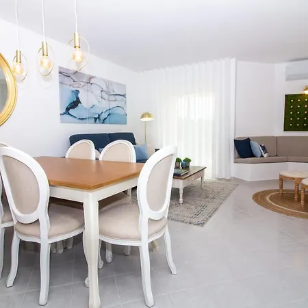 Golf House - Luxurious & Garden View & Golf & Tennis Court *