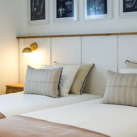 Golf House - Luxurious & Garden View & Golf & Tennis Court Apartment *