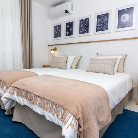 Golf House - Luxurious & Garden View & Golf & Tennis Court Apartment *